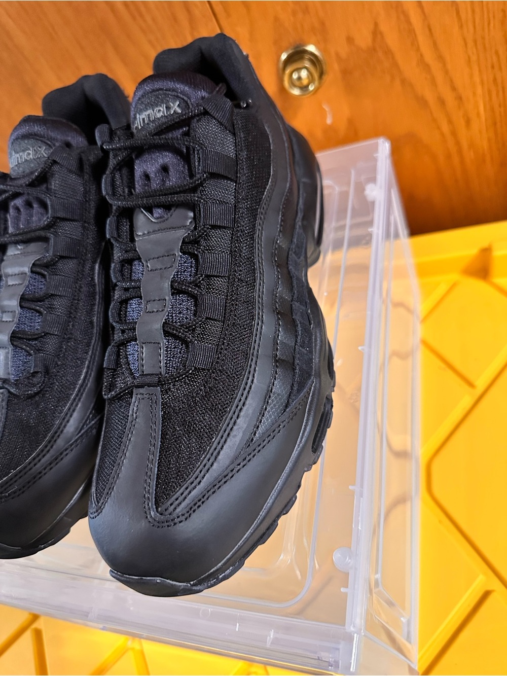Nike Air Max 95 Essential "Triple Black" Low Top Sneaker CI3705-001 - Picture 4 of 12